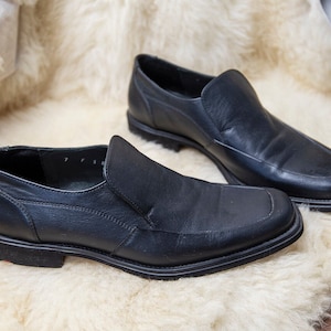 Vintage Black Leather Slip On Mens Loafer Dress Shoes