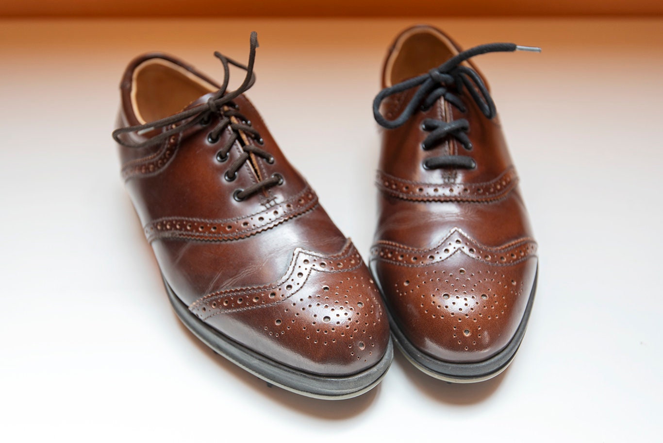 1970s Vintage Men's Golf Shoes Brown Leather Shoes with Steel Cleats / –  The Naked Man