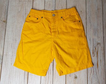 Bermudas infantiles de mezclilla amarilla vintage