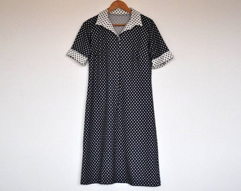 Vintage Navy Blue and White Polka Dot Short Sleeve Collared Button Up Midi Dress