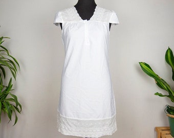 Vintage White Lace Trim Night Dress