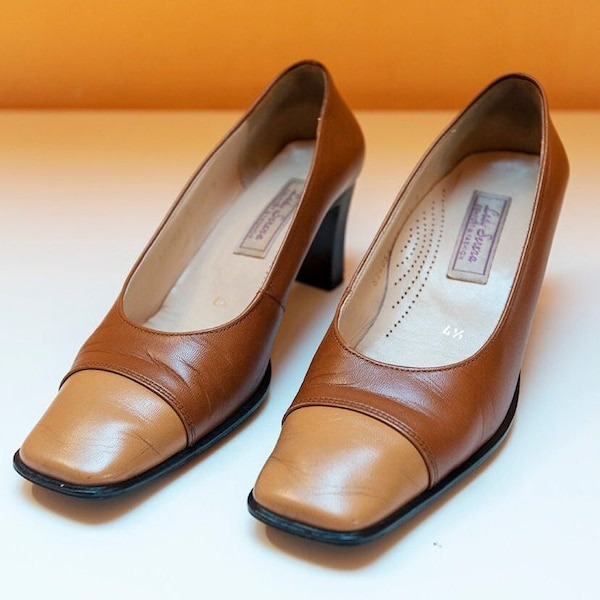 Vintage Two Tone Leather Brown Tan Square Toe Pumps