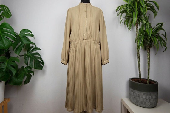 open lace back dress Pleated Sleeve Poplin Shirt main image 1