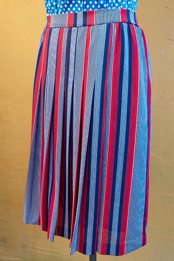 Vintage Red Navy and White Striped Pleated Midi S… - image 4