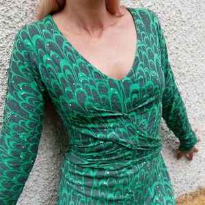 Vintage Green and Gray Abstract Print Wrap Around Long Sleeve Mini Dress image 4