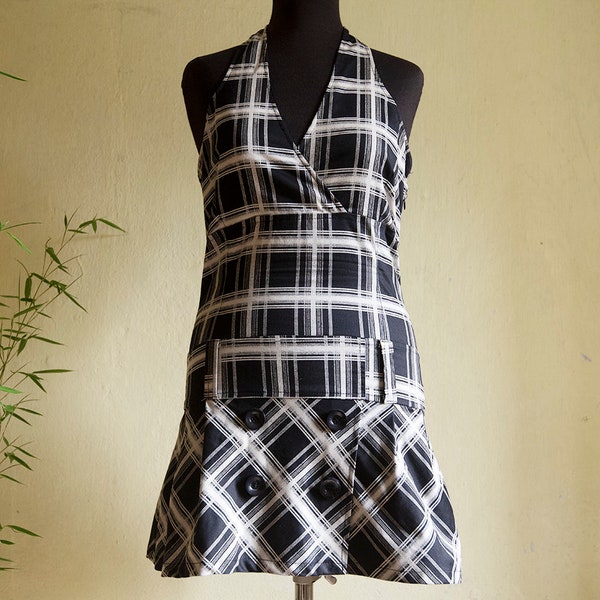 Vintage Black and Cream Plaid Halterneck Mini Pleated Dress