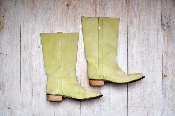 pull on flat boots