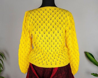 Vintage Yellow Hand Knit Pullover Sweater