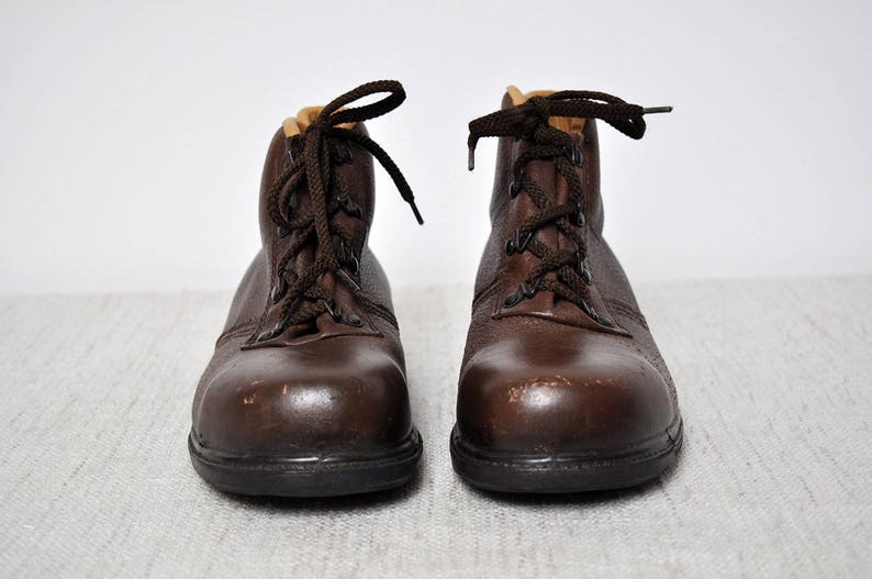 Vintage Brown Sturdy Leather Lace Up Ankle Hiking Boots