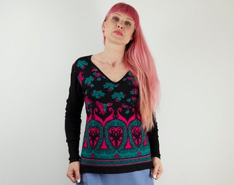 Vintage Black Magenta and Teal Stretchy Knit Sweater