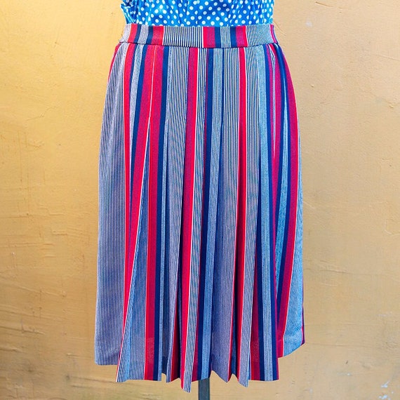 Vintage Red Navy and White Striped Pleated Midi S… - image 1