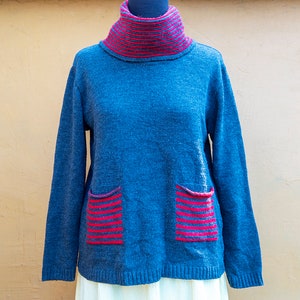 Vintage Grey and Red Knit Turtleneck Pullover Sweater