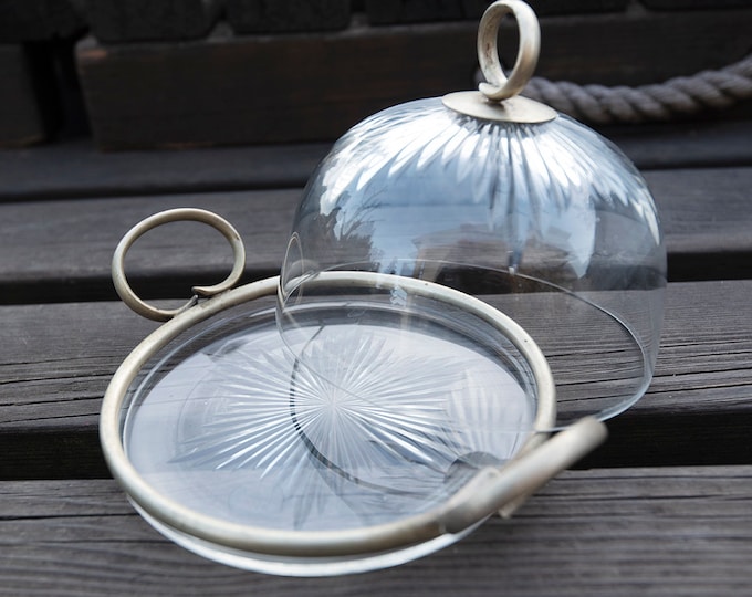 Assiette cadeau vintage en cristal avec couvercle bombé