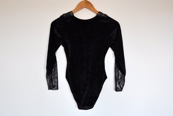 NOS Vintage Black Crushed Velvet and Silver Long … - image 5