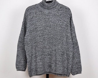 Vintage Unisex Oversized Black and White Knit Turtleneck Pullover Sweater