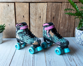 Vintage Canvas Tropical Forest Print Quad Roller Skates