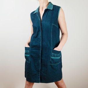 Vintage Blue Denim Collared Sleeveless Button Front Shirtdress