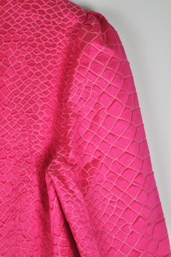 Vintage Hot Pink Long Sleeve Textured Reptile Pat… - image 4