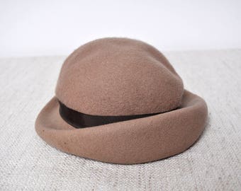 Vintage Beige Felt Wool Hat