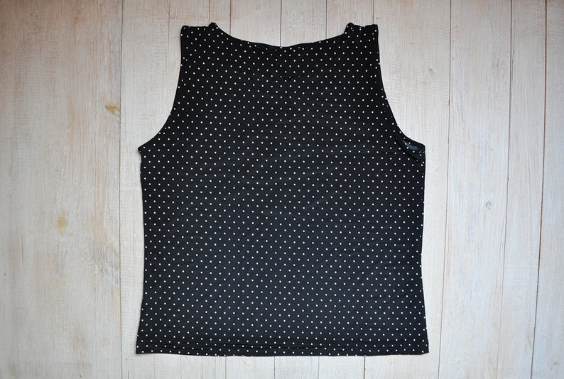 Vintage Black and White Polka Dot Ruched Front Sleeveless Boxy Blouse Basic Summer Top