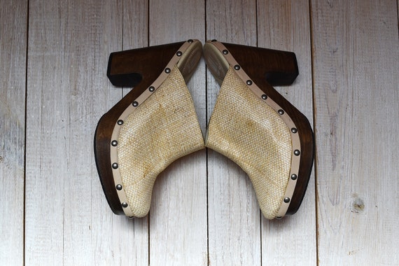 NOS Vintage Beige Wooden Platform Clogs by Getu