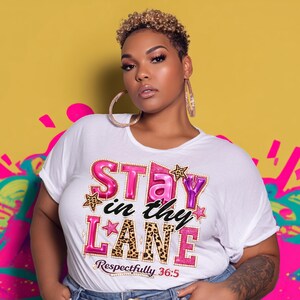 Stay In Thy Lane PNG, diseño de cita de fe cristiana, archivo de sublimación de patchwork de leopardo de moda, descarga digital instantánea