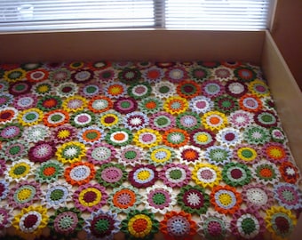 Crochet flowers blanket