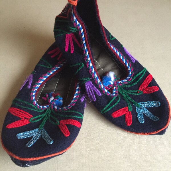 Vintage Native Bulgarian Rhodope  Slippers...