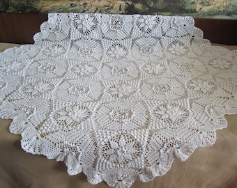 Couverture pour bébé au crochet... Couverture en dentelle