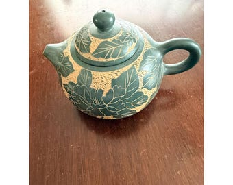 Handcrafted Green Ceramic Floral Teapot With Lid - Unique Textured Design - Traditional Style