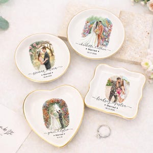 Custom Wedding Ring Dish l Married Couple Photo Trinket Tray l Watercolor Bride and Groom Gift