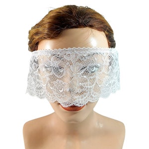 white eye mask, kinky blindfold, burlesque headpiece, party mask, club event, dessous, lingerie, cosplay, fetish