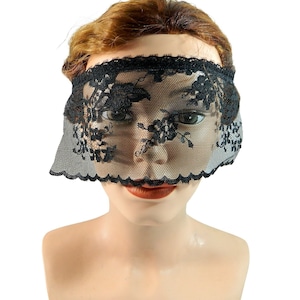 black eye mask, lace mask, kinky blindfold, burlesque headpiece, party mask, club event, dessous, lingerie, cosplay, fetish