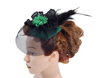 Fascinador gótico, tocado romántico, tocado burlesco, sombrero Derby, minisombrero cosplay, sombrero de mujer victoriano, clip de pelo gótico, cazador verde