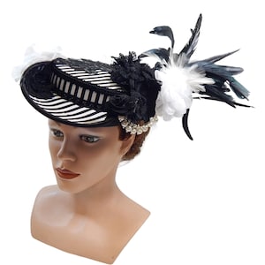 Mini Tricorn Hat: Steampunk Cosplay Headpiece with Rooster Feathers