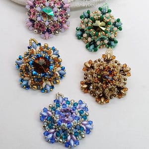 Ceres pendants, five styles in mix colors.
