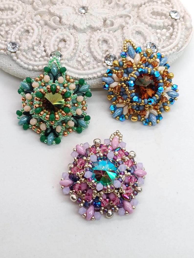 Ceres pendants, three styles in mix colors.