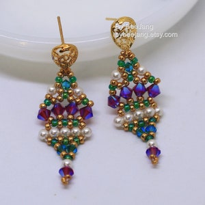 Indira Earrings :: Gold main image 0