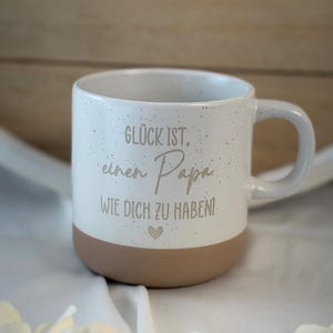 Mok met de tekst "Geluk is een vader zoals jij hebben" – Cadeau voor papa – Cadeau van een kind – Vaderdagcadeau voor papa – Bedankt papa-mok afbeelding 4