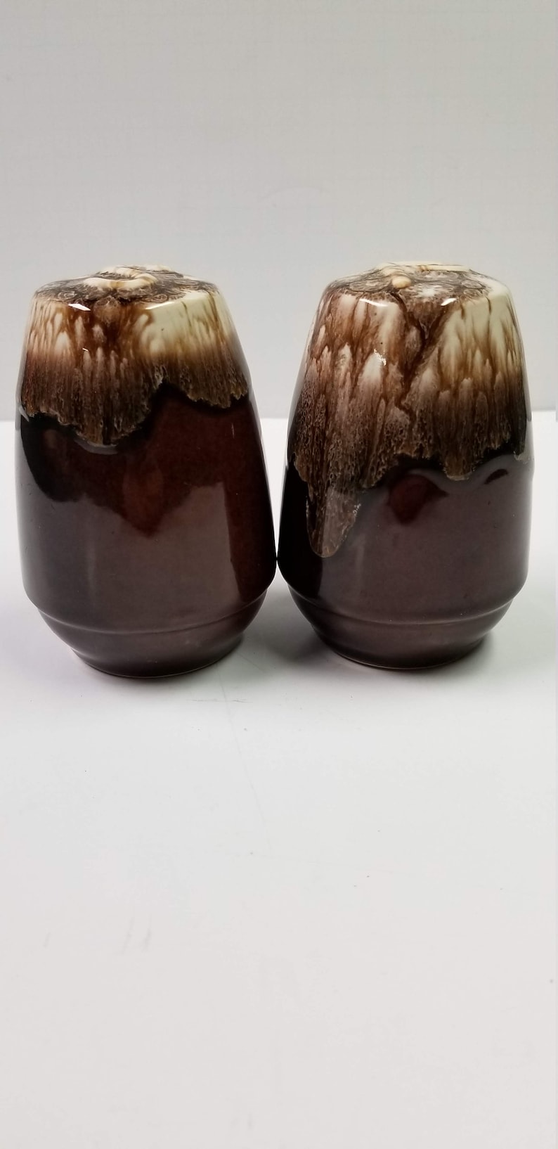 Vintage Salt Pepper Shakers Hull Brown Drip USA 4-14