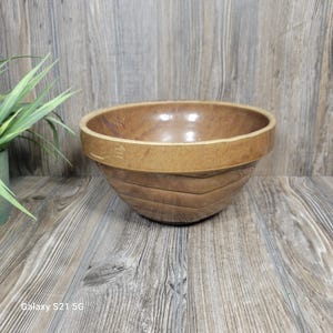 Vintage Bowl Stoneware Mixing Bowl, Brown Chevron Ribbed