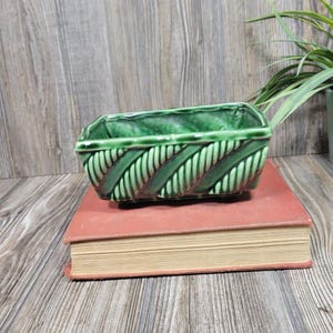 Vintage Green Pottery Ribbed Rectangular Planter Mid Century MCM 6 Inch
