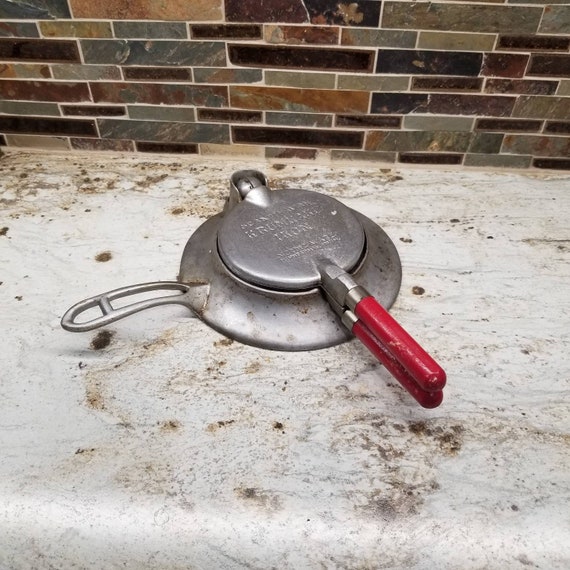 krumkake iron nordic ware