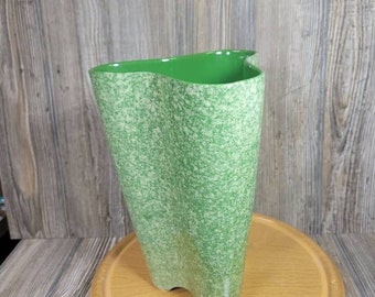 Vintage Kenwood Stardust Vase, Green Tri-Lobed MCM Shawnee Pottery