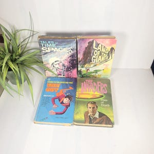 4 Vintage Science Fiction/Fantasy Whitman Books Way Out/Invaders/Land of Giants+