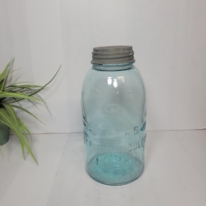 Vintage Atlas, Blue Jar, Strong Shoulder, Mason Glass, Half Gallon, Zin Atlas Lid