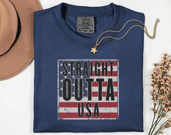 Camiseta Comfort Colors Straight Outta USA Flag Graphic Tee, estilo streetwear de fútbol mundial.