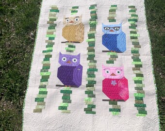 Owl Family's Portrait, Unique, Wall hanging, Lap quilt, Baby quilt, Modern quilt, Toddler quilt, Child quilt, Child throw, Crib Quilt