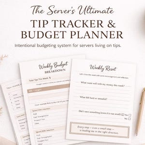 Op de afbeelding: Een afdrukbare PDF-tip tracker en budgetplanner voor servers. Het ontwerp bevat een wekelijkse budgetverdeling, wekelijkse reset prompts en intentionele spaardoelen. De tekst luidt "The Server's Ultimate Tip Tracker & Budget Planner."