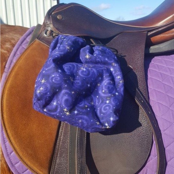 Stirrup Bag Pattern in Two Sizes